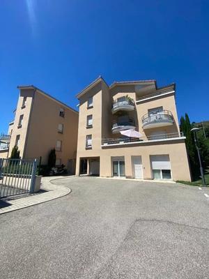 Appartement - 68 m² - 2 pièces