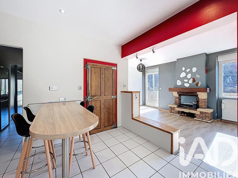 Maison - 153 m² - 7 pièces