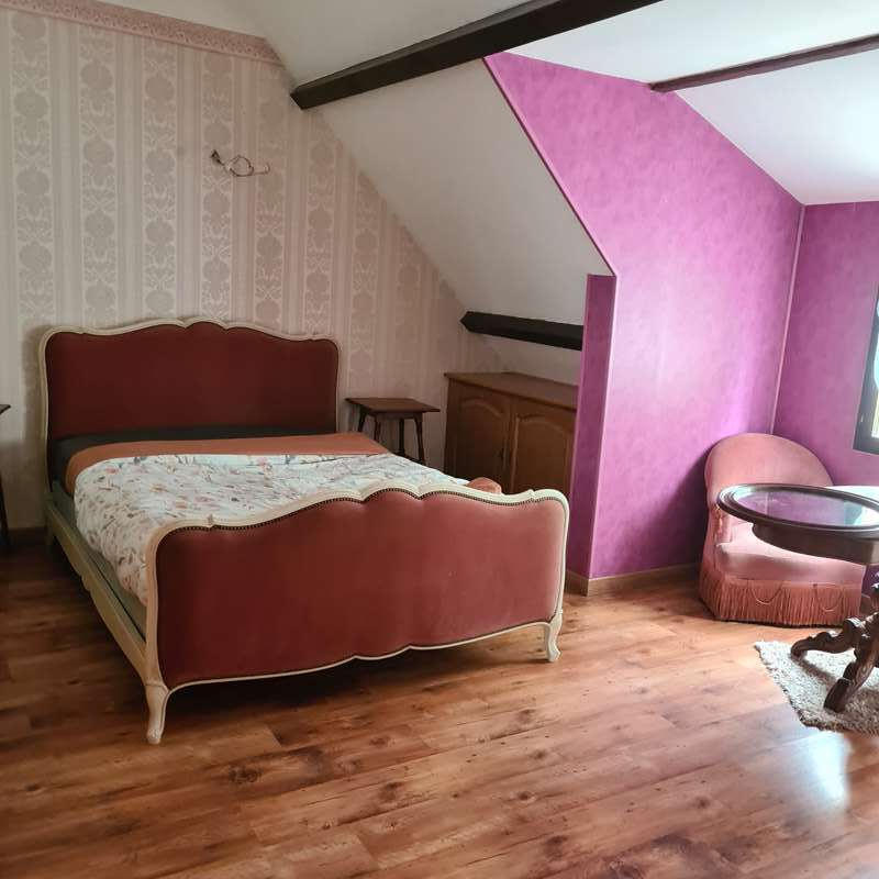 Maison - 235 m² - 9 pièces