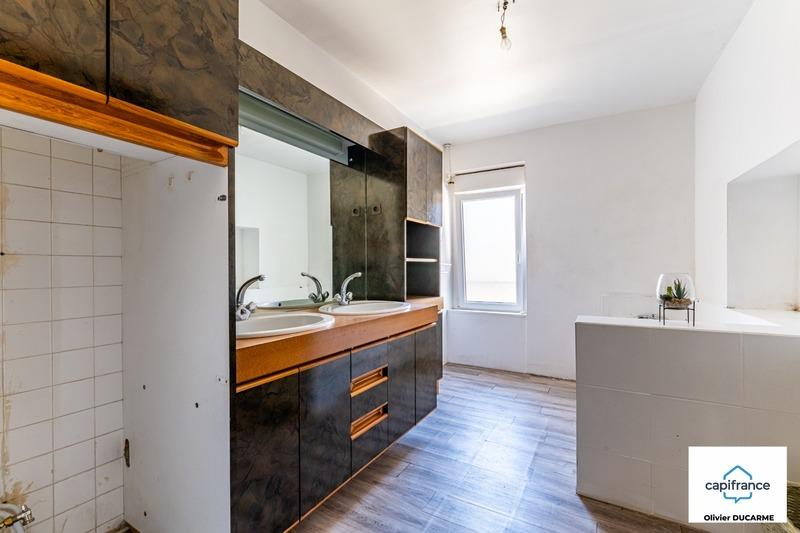 Immeuble - 330 m² - 11 pièces