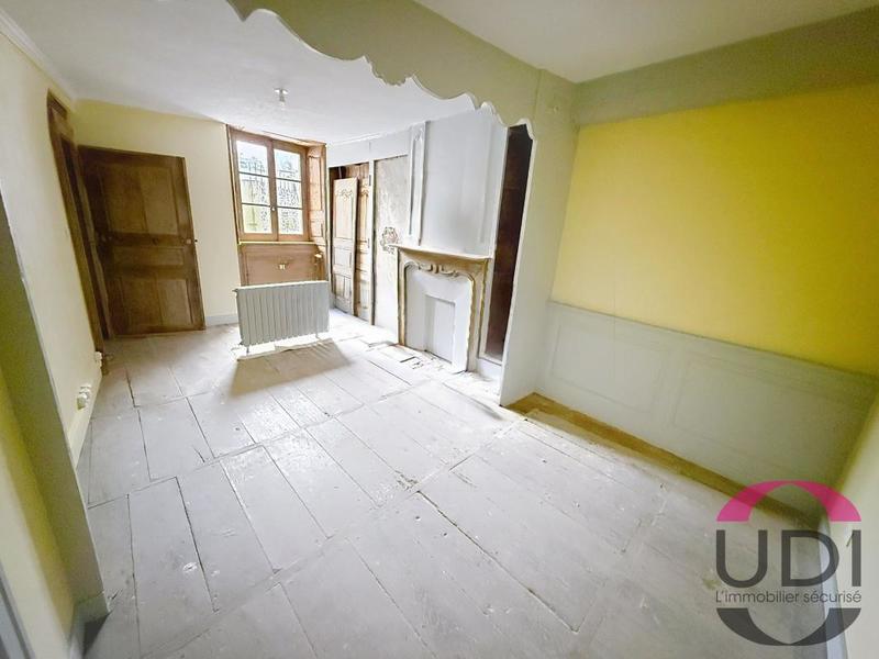 Maison en pierre - 74 m² - 2 pièces