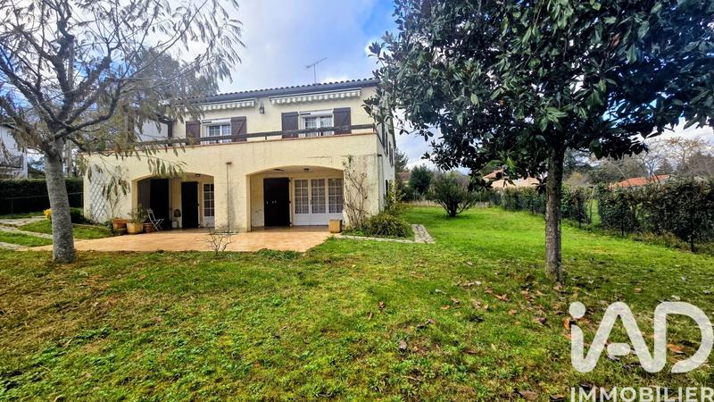 Maison de village - 187 m² - 5 pièces