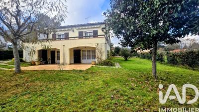 Maison de village - 187 m² - 5 pièces