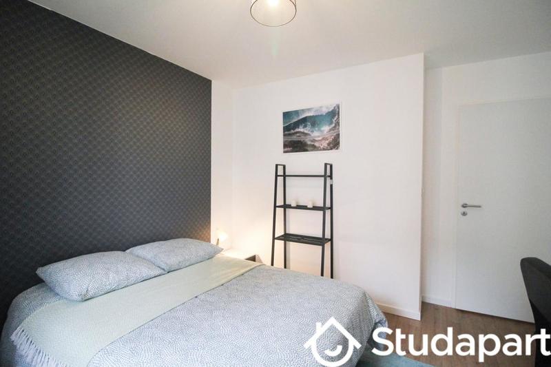 Chambre - 10 m² - 1 pièce
