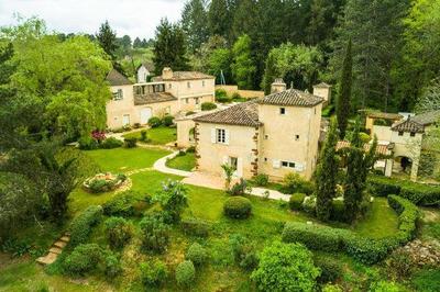 Maison - 305 m² - 10 pièces