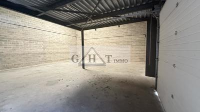 Entrepôt - 204 m²