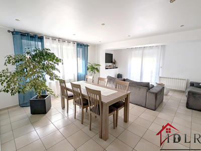Maison - 142 m² - 7 pièces