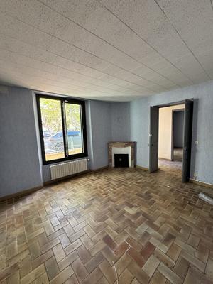 Maison - 145 m² - 8 pièces