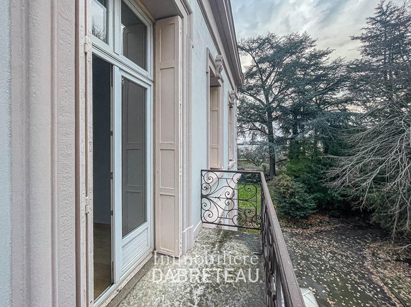 Appartement - 131 m² - 4 pièces