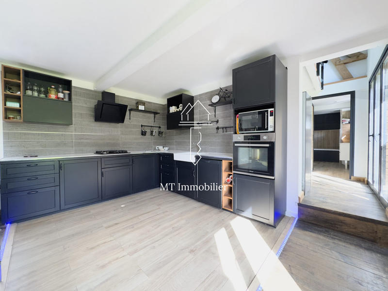 Maison - 128 m² - 6 pièces