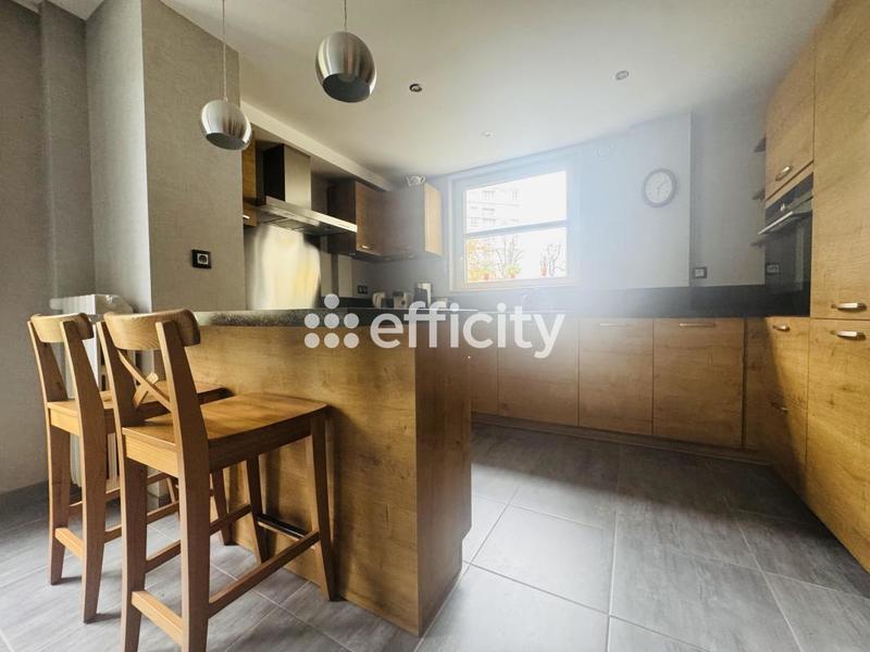 Appartement ancien - 110 m² - 5 pièces