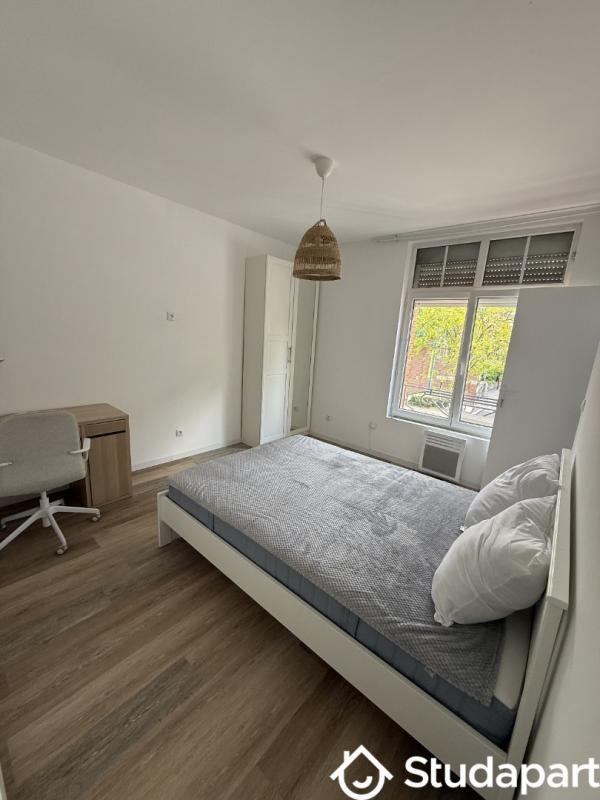 Chambre - 12 m² - 1 pièce