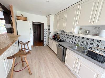 Maison traditionnelle - 150 m² - 6 pièces