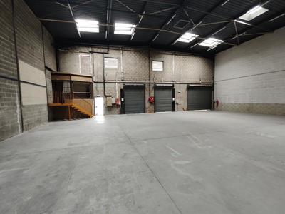 Local d'activité / Entrepôt - 1 410 m²