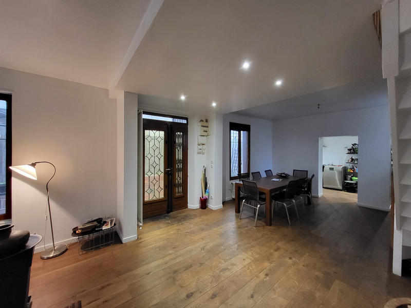 Maison - 85 m² - 4 pièces