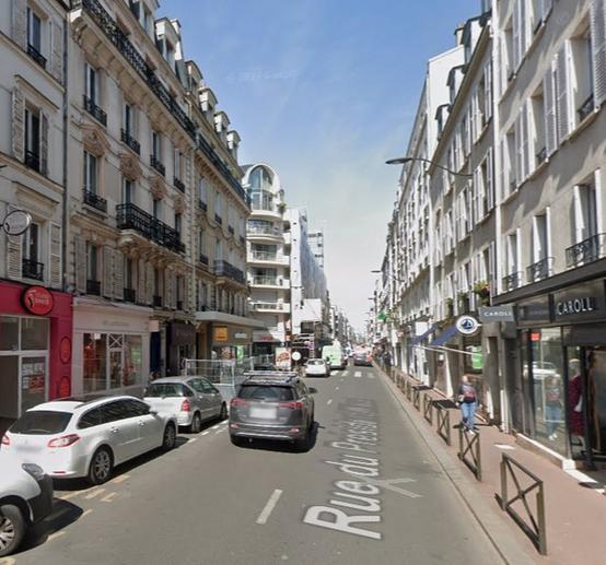 Local commercial - 183 m²