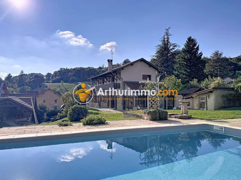 Maison - 160 m² - 5 pièces