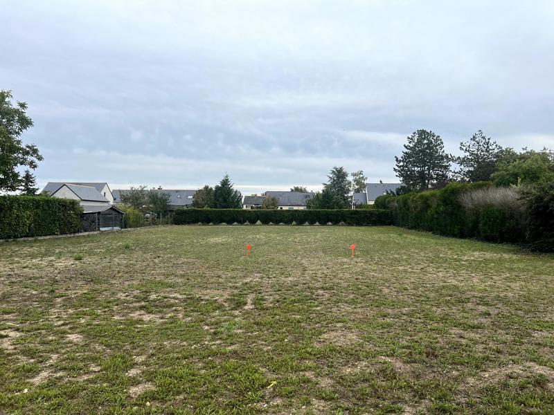 Terrain - 1 076 m²