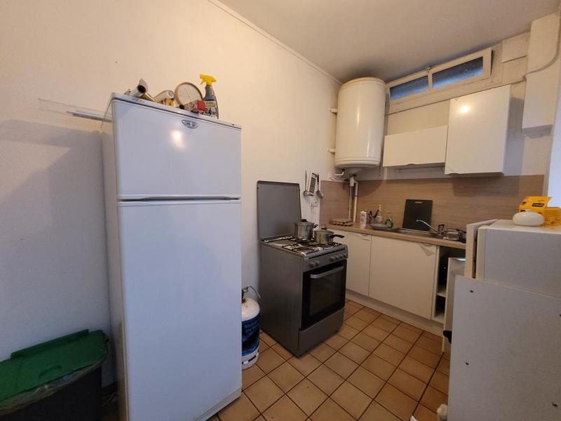 Immeuble - 180 m² - 12 pièces