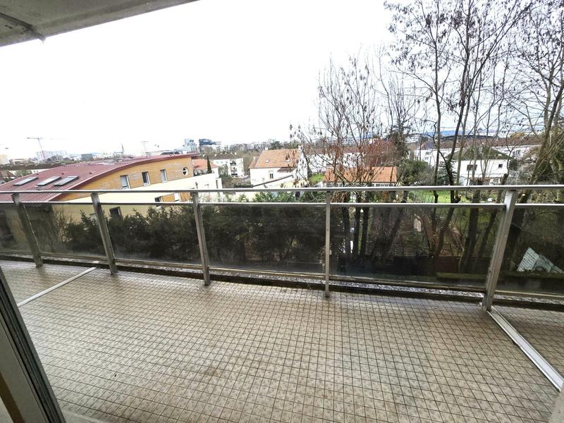 Appartement - 156 m² - 6 pièces