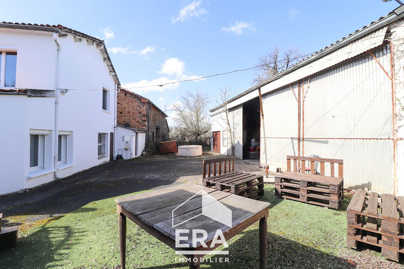 Maison - 285 m² - 10 pièces