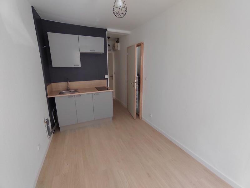 Immeuble - 350 m² - 19 pièces