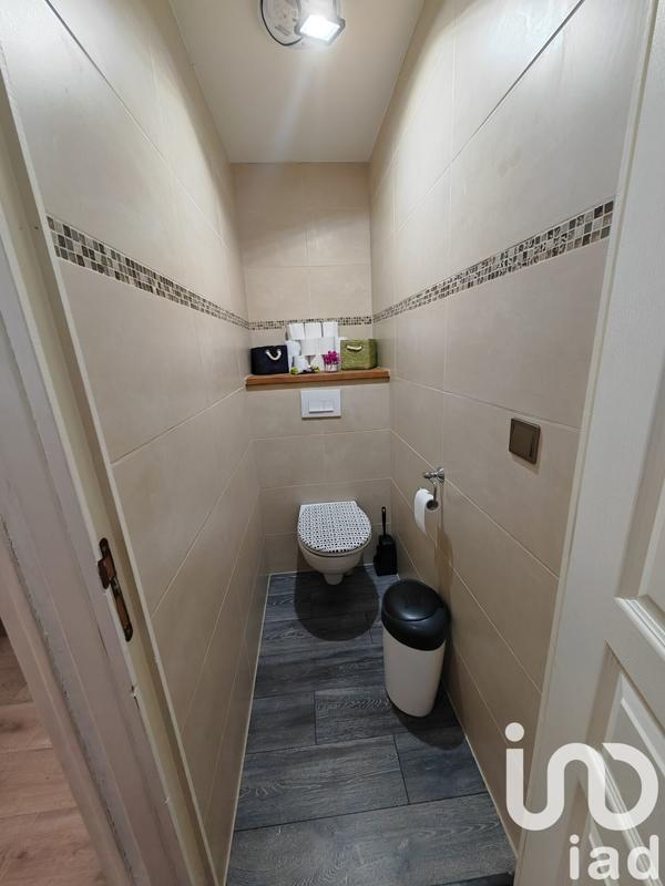 Maison - 329 m² - 10 pièces