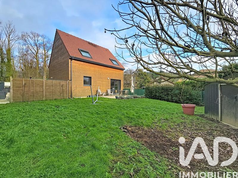 Maison - 94 m² - 5 pièces