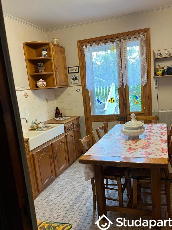 Chambre - 12 m² - 1 pièce