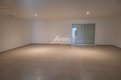 Maison - 121 m² - 4 pièces