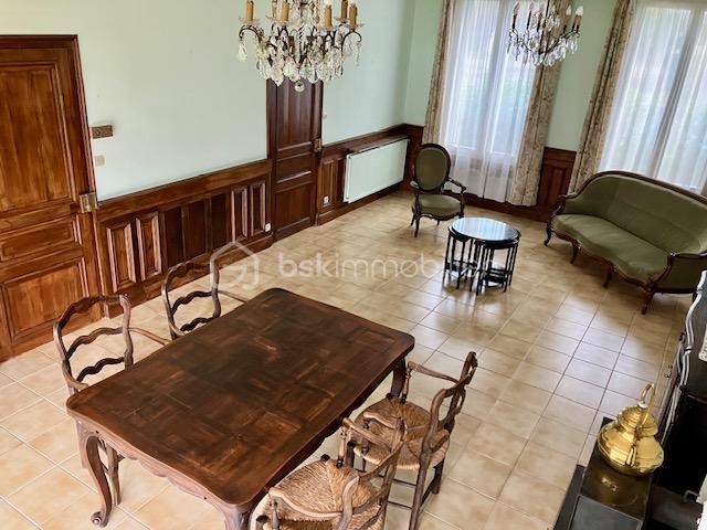 Demeure - 158 m² - 6 pièces