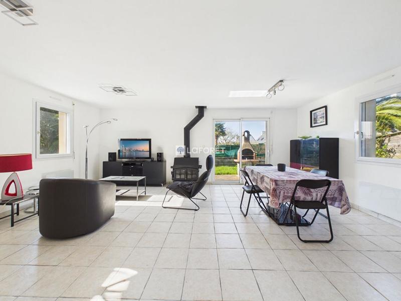 Maison - 101 m² - 6 pièces