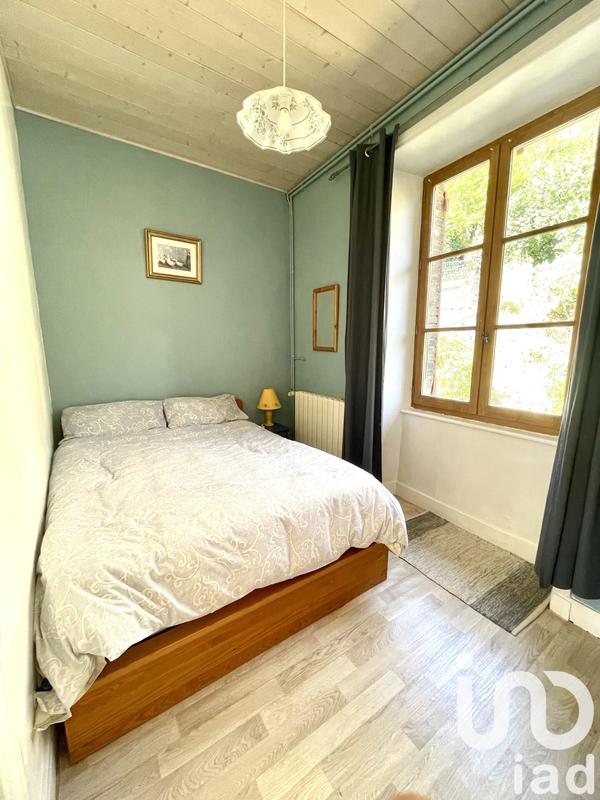 Maison - 197 m² - 8 pièces