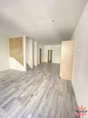 Maison - 121 m² - 5 pièces