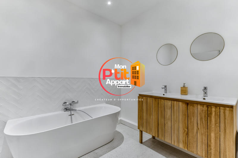 Appartement - 97 m² - 3 pièces