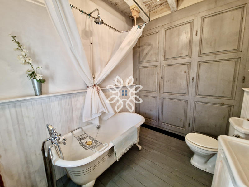 Maison de village - 115 m² - 7 pièces