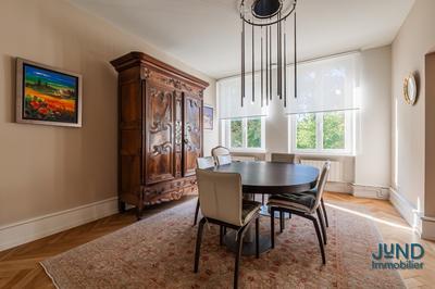 Appartement - 110 m² - 4 pièces