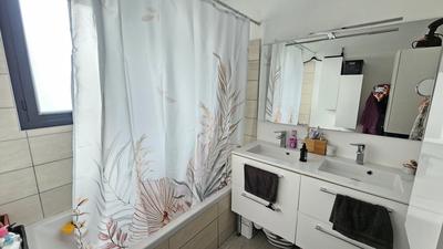 Maison - 82 m² - 4 pièces