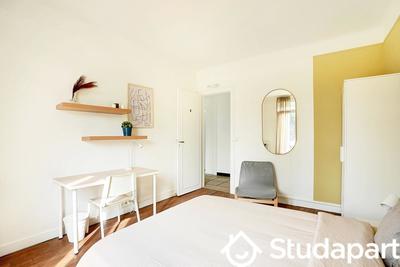 Chambre - 16 m² - 1 pièce