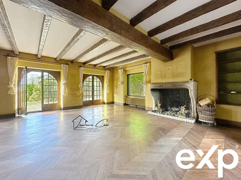 Maison - 404 m² - 12 pièces