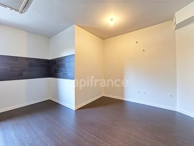 Bureau - 26 m² - 1 pièce