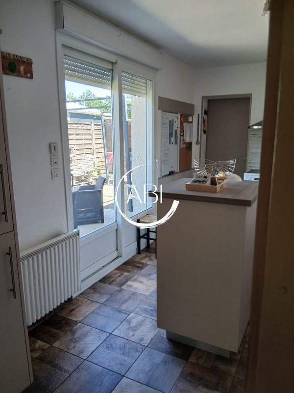 Local d'activités - 290 m² - 3 pièces