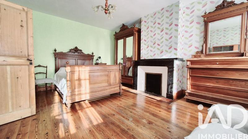 Maison - 196 m² - 5 pièces