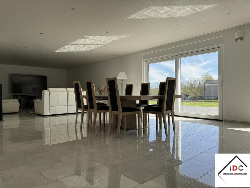 Maison - 146 m² - 4 pièces