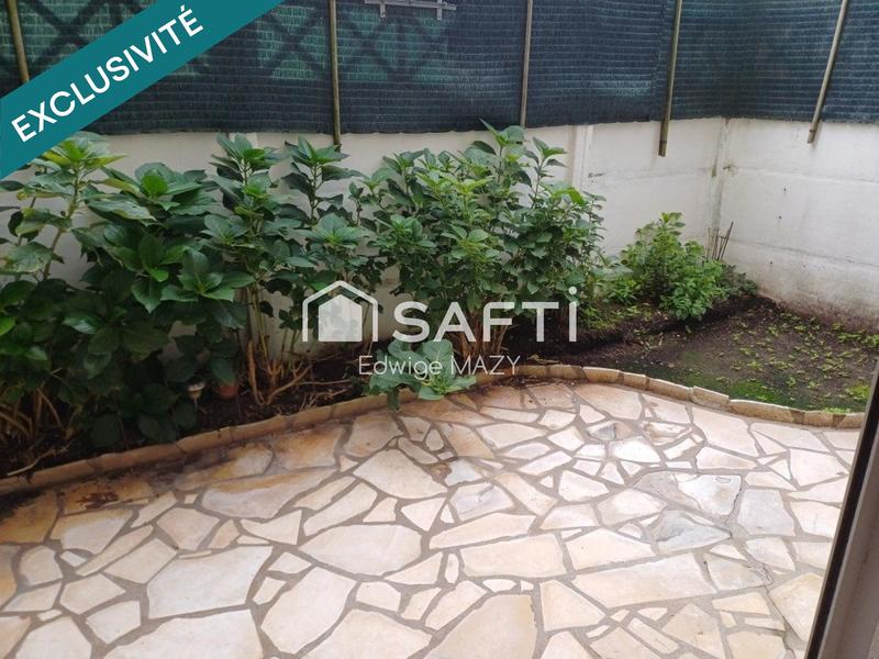 Maison de ville - 245 m² - 13 pièces