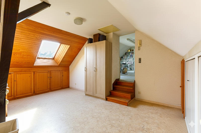 Maison - 158 m² - 6 pièces