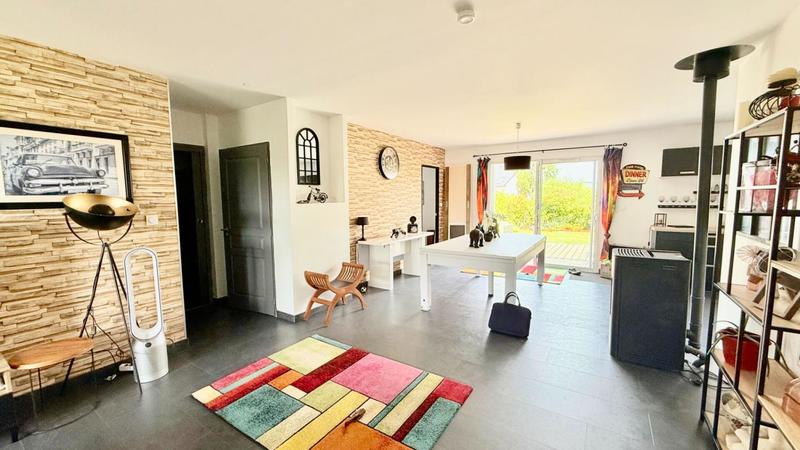 Maison - 102 m² - 5 pièces