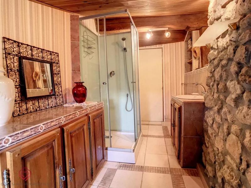 Maison en pierre - 170 m² - 5 pièces