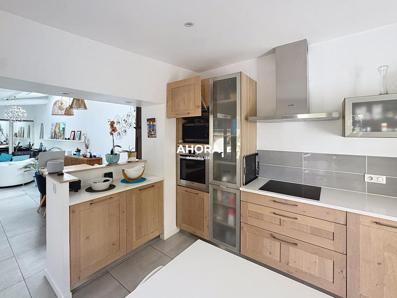 Maison - 150 m² - 5 pièces