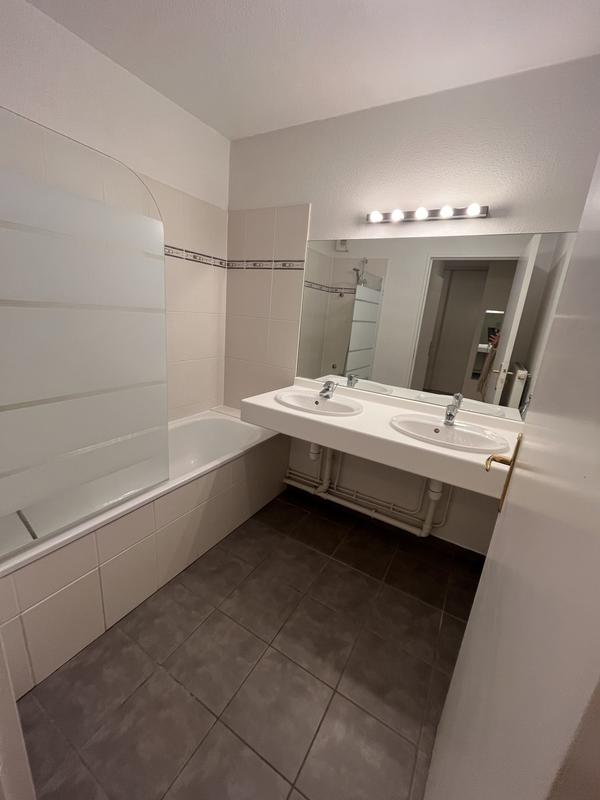 Appartement - 69 m² - 3 pièces